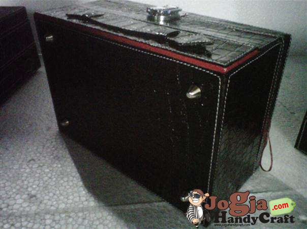 Box Jam isi 12 Plus Laci Perhiasan Handle Cover