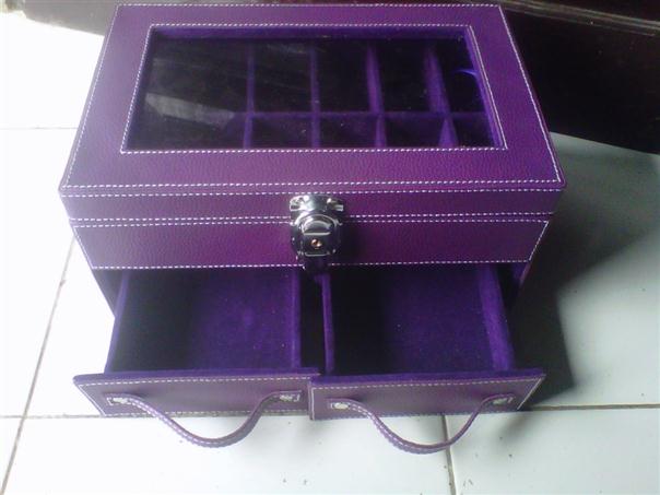 Box Jam isi 12 Susun 2 Laci Box Jam isi 12 Susun 2 Laci