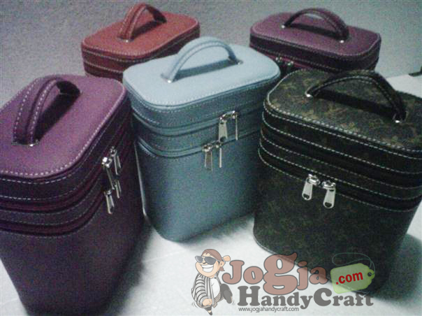 Casual Cosmetic Case (3) Casual Cosmetic Case