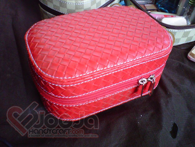 Mini Cosmetic Hard Case Cantik (4)