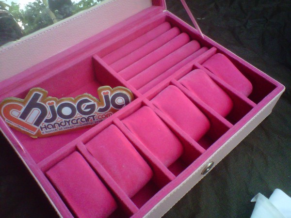 Cute Pink  Box Jam Mix Accesories Holder