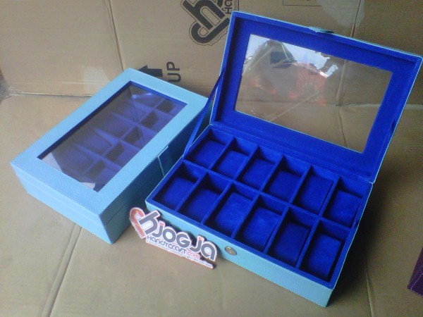 Baby Blue Box Jam Isi 12