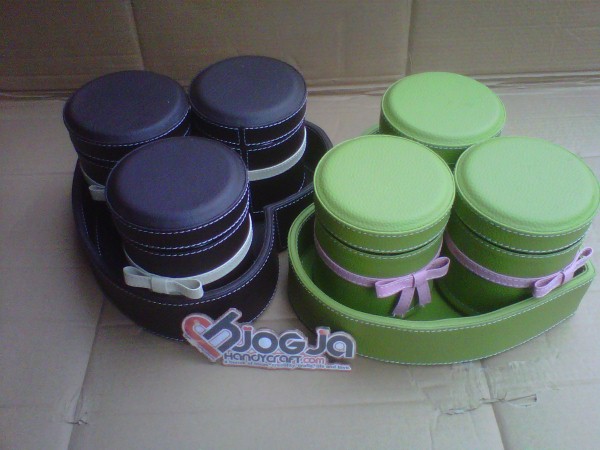 Set Toples Vinyl Cantik Bentuk Love Jogja Handycraft 