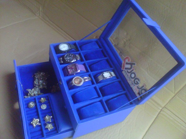 Tempat Jam Isi 12 Mix Accesories Biru Benheur Tempat Jam Isi 12 Mix Accesories Biru Benheur