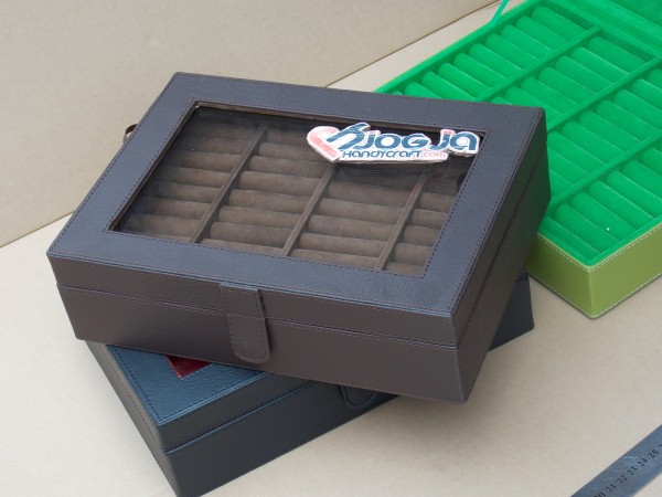 Ring Box Organizer | Kotak Tempat Menyimpan Cincin Ring Box Organizer | Kotak Tempat Menyimpan Cincin