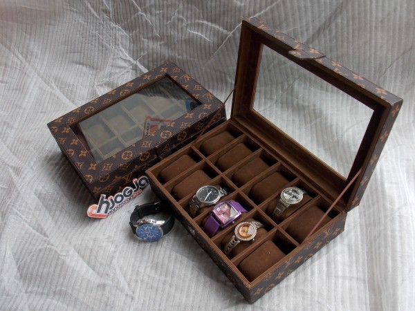 LV MONOGRAM WATCH BOX ORGANIZER FOR 12 WATCHES LV MONOGRAM WATCH BOX ORGANIZER FOR 12 WATCHES