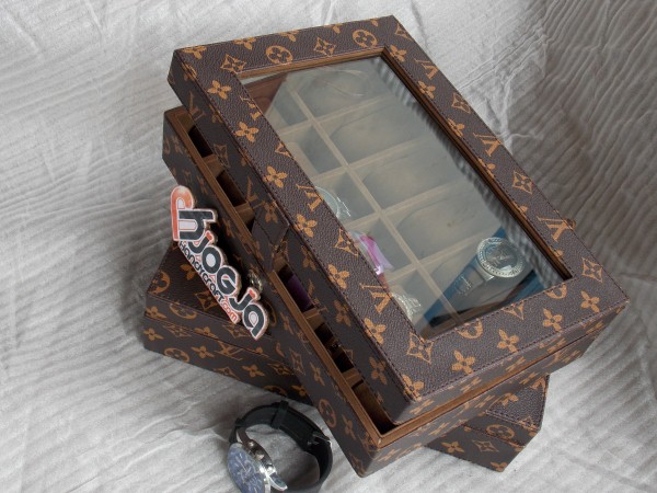 LV MONOGRAM WATCH BOX ORGANIZER FOR 12 WATCHES LV MONOGRAM WATCH BOX ORGANIZER FOR 12 WATCHES