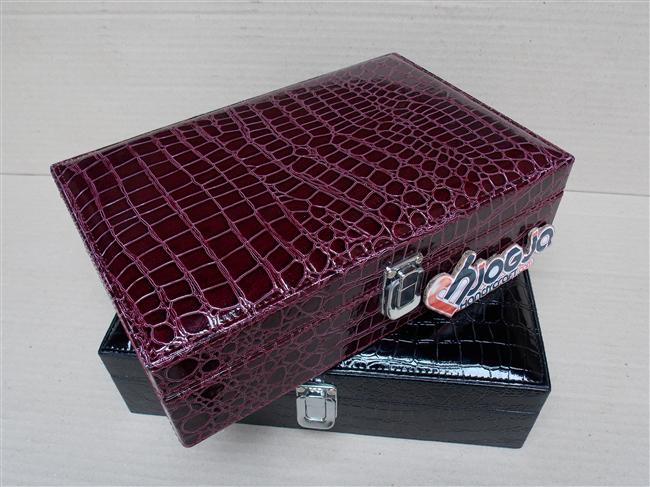 Exclusive Jewelery Box Crocodile Motif Exclusive Jewelery Box Crocodile Motif