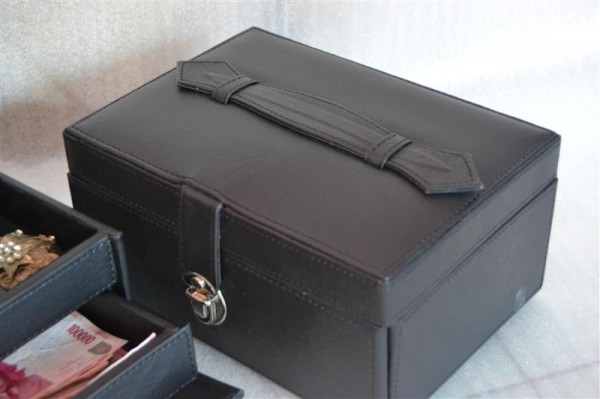 Full black square drawer jewelry box