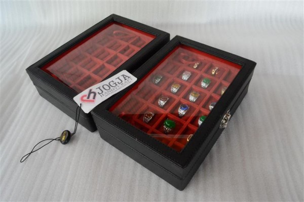 EXCLUSIVE LEATHER RING BOX | TEMPAT CINCIN | KOTAK CINCIN EXCLUSIVE LEATHER RING BOX | TEMPAT CINCIN | KOTAK CINCIN
