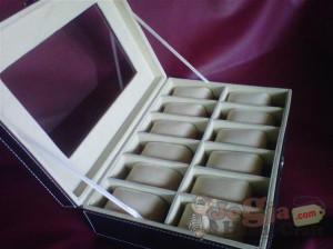 Box Jam Tangan Isi 12