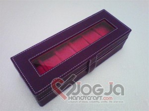 Box Jam Tangan Isi 6 Purple Inner Pink