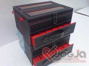 Box Jam Susun Slot 12 Black
