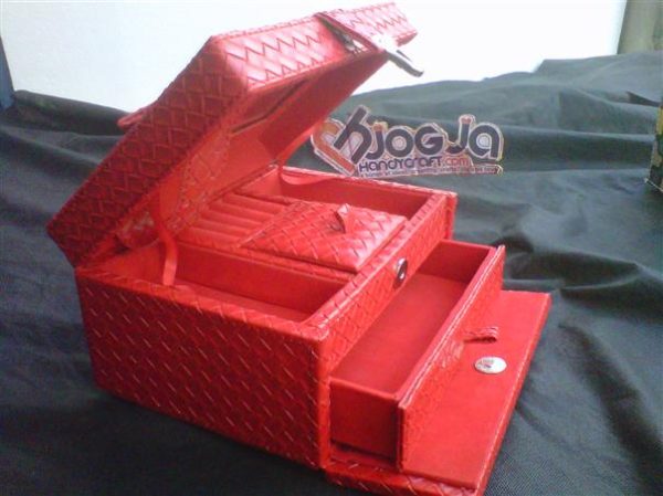 Jewelry Box Kotak Perhiasan