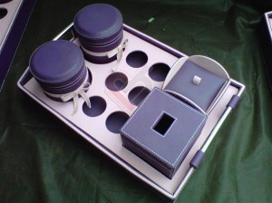 Trayset Toples Isi 2, 6 Aqua Hole, 1 Tissue Box dan 1 Candy jar