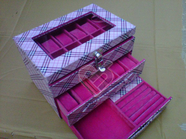 Box Jam Isi 24 Mix Accesories Drawer Burberry Pink