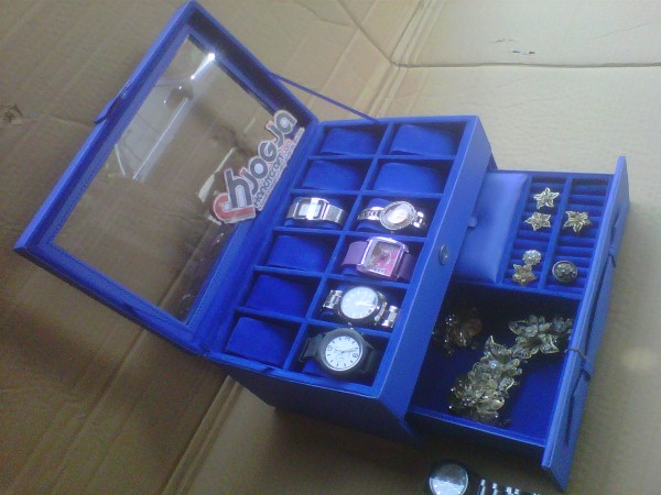 Tempat Jam Isi 12 Mix Accesories Biru Benheur