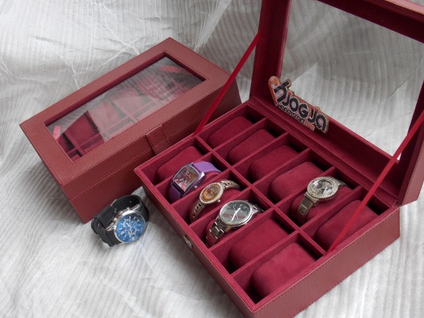 RED MAROON WATCH BOX ORGANIZER FOR 12 WATCHES
