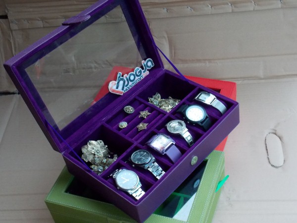 Kotak Jam Mix Accesories Holder Cantik